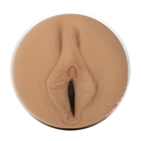 Kira Noir Fleshlight