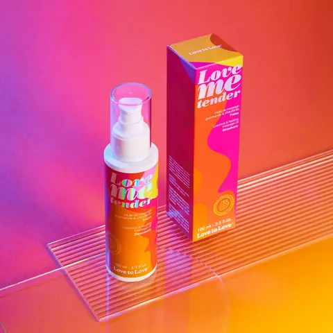 Love to Love Love Me Tender Luscious & Heating Massage Oil Strawberry 3.3 oz.