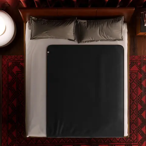 Liberator Fascinator Throw Regular in Black