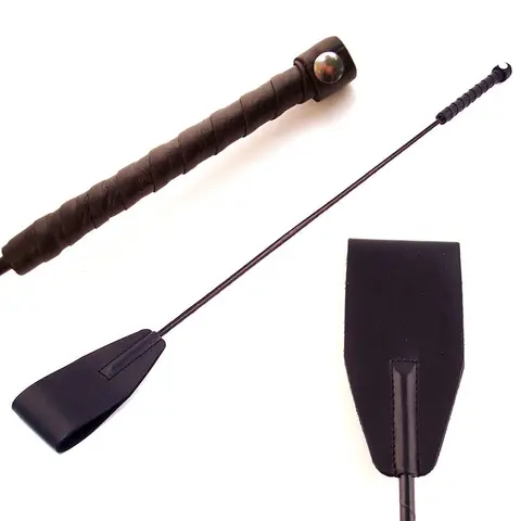 Rouge Riding Crop in Black