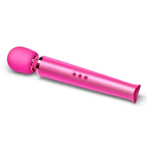 Le Wand Rechargeable Vibrating Massager in Magenta