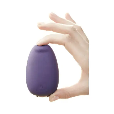 Je Joue Mimi Soft Rechargeable Silicone Clitoral Vibrator in Purple