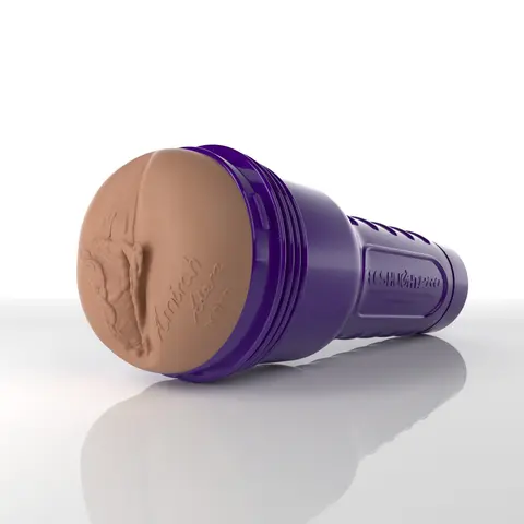 Amirah Adara Fleshlight