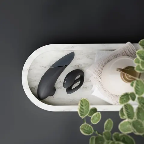 Womanizer x We-Vibe Lust & Luxury Collection Black