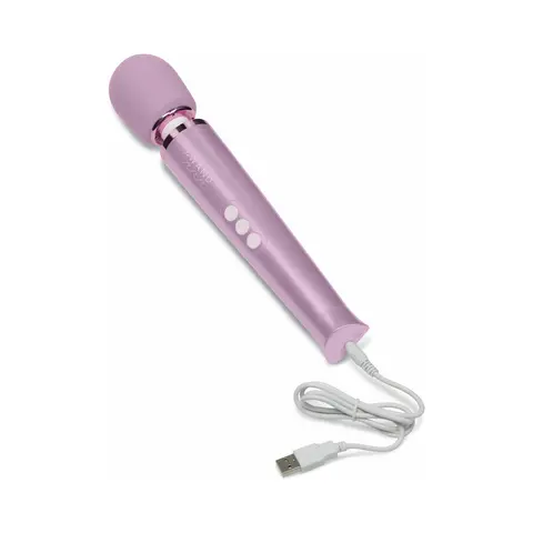 Le Wand Dive Submersible Rechargeable Vibrating Massager in Lavender