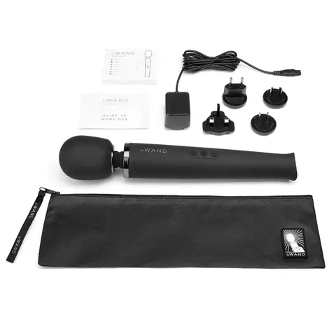 Le Wand Rechargeable Massager in Black