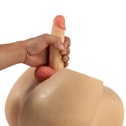 Camtoyz Raw Realistic Torso Naysa in Vanilla