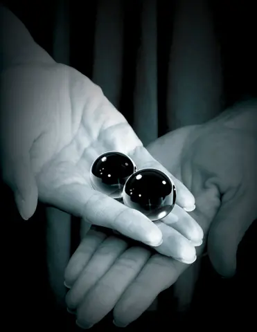 Fetish Fantasy Series Limited Edition - Black Glass Ben-Wa Balls Medium