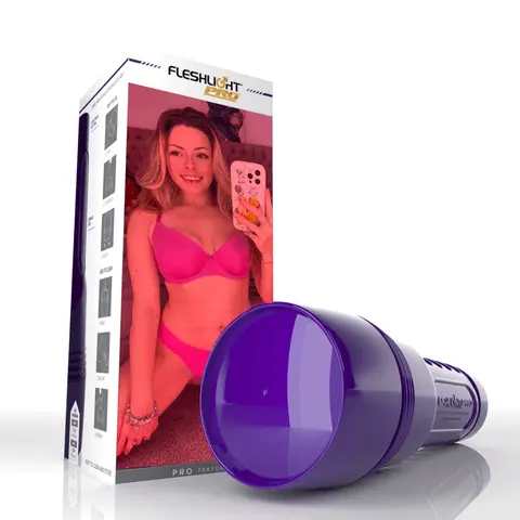 Anna Swallows Fleshlight