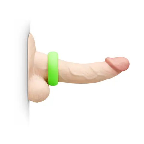 b-Vibe Snug Ring 45mm Snug Fit Silicone C-Ring in Green