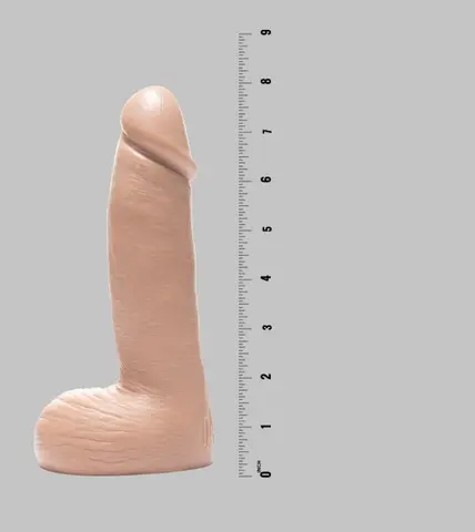 Malik Delgaty - Dildo