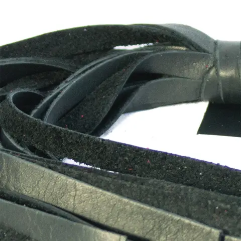 Soft Flogger 16 in. in Black