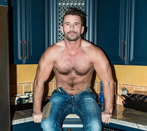 Manuel Ferrara