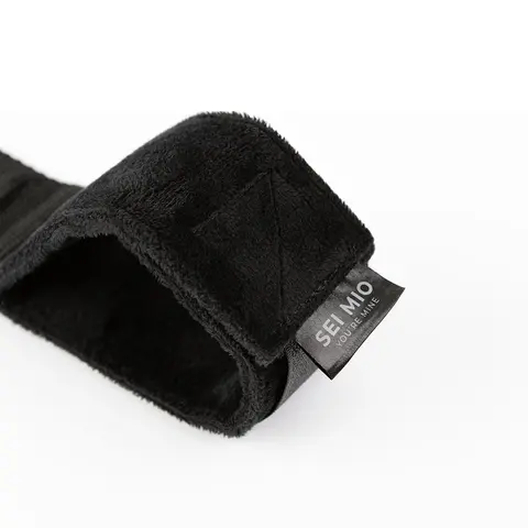 SEI MIO Spread the Love Ankle Spreader Bar with Wrist Cuffs